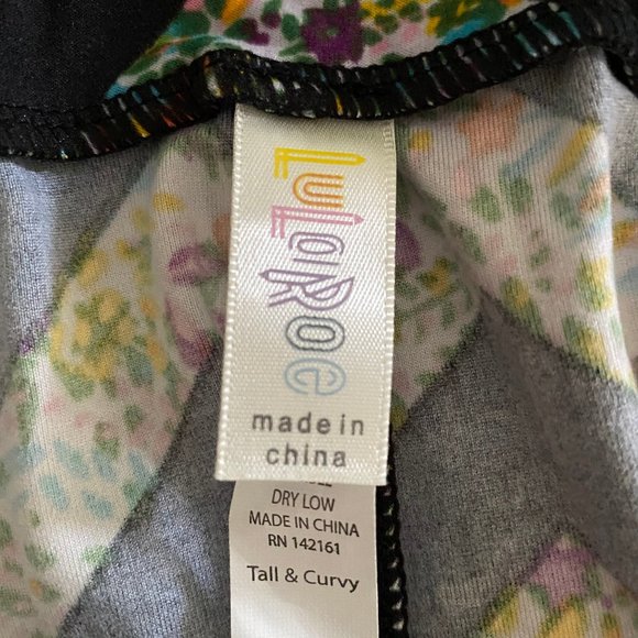 LULAROE - Picture 3 of 3